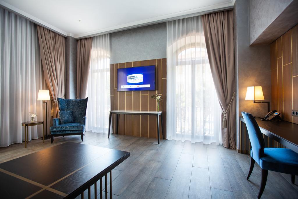 Boutique Hotel Elke Spa Superior Сан-Фелиу-де-Гишольс Экстерьер фото